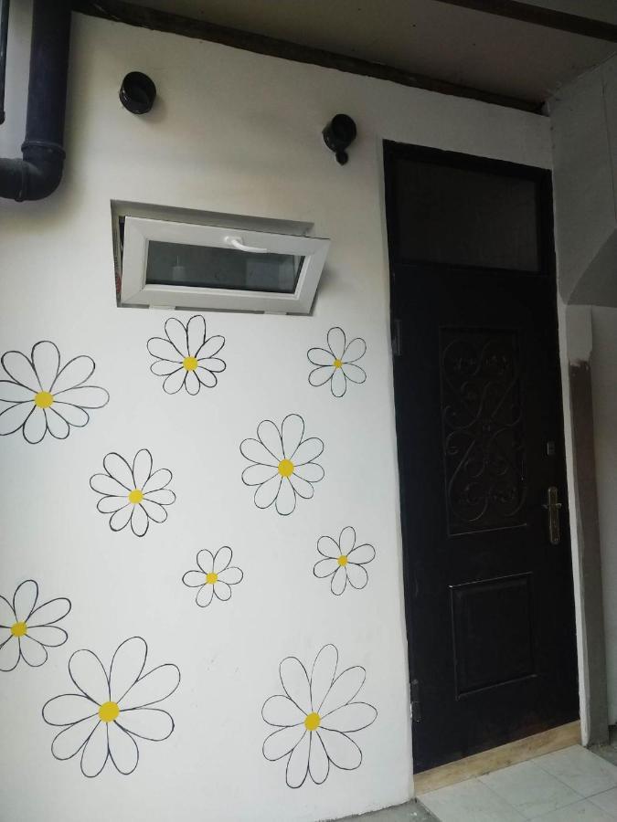 4 Chocolate Apartments In Old ティビリシ エクステリア 写真
