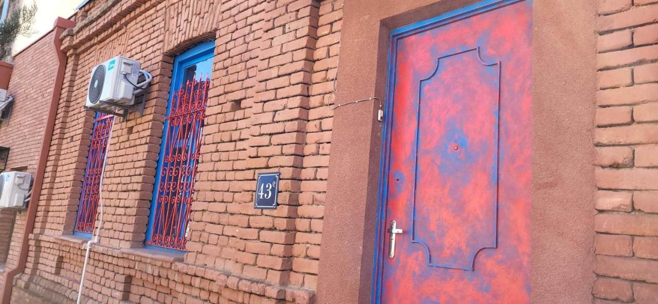 4 Chocolate Apartments In Old ティビリシ エクステリア 写真